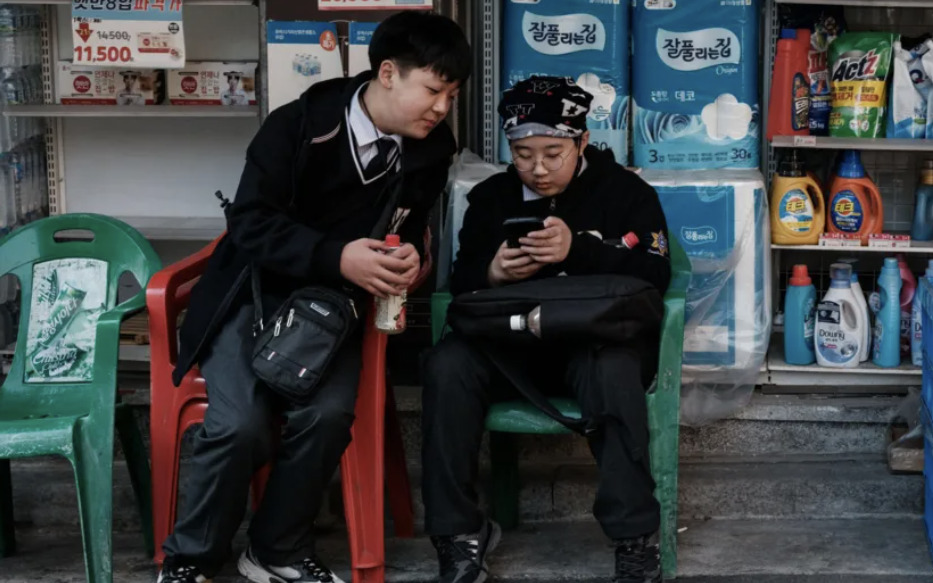 South Korea Bans Smartphones in Schools to Curb Teen Addiction
